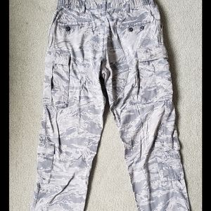 Army digital camo pants 36R